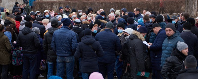 Гаражный конфликт. Харьковчане просят снести самострои во дворах их домов