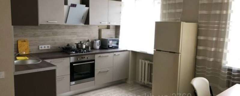 Аренда квартиры долгосрочно 8 000 в месяц  - сдам 3 комнатную квартиру 75 кв.м: Победы просп., 46, Харьков, Алексеевка, Шевченковский район